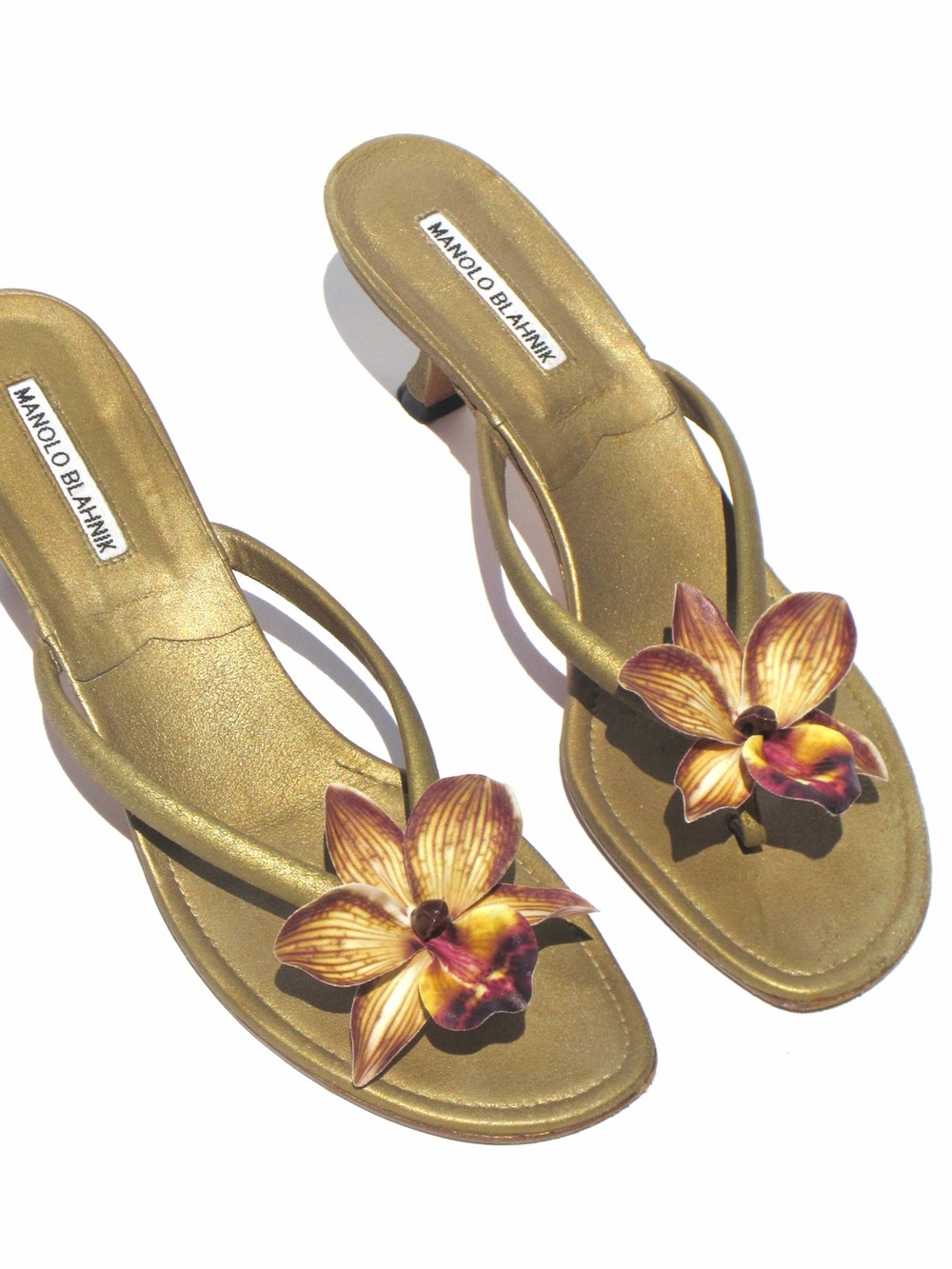 Reworked Upcycled Manolo Blahnik Muted Gold Orchid Kitten Heels - Picture 2 of 7